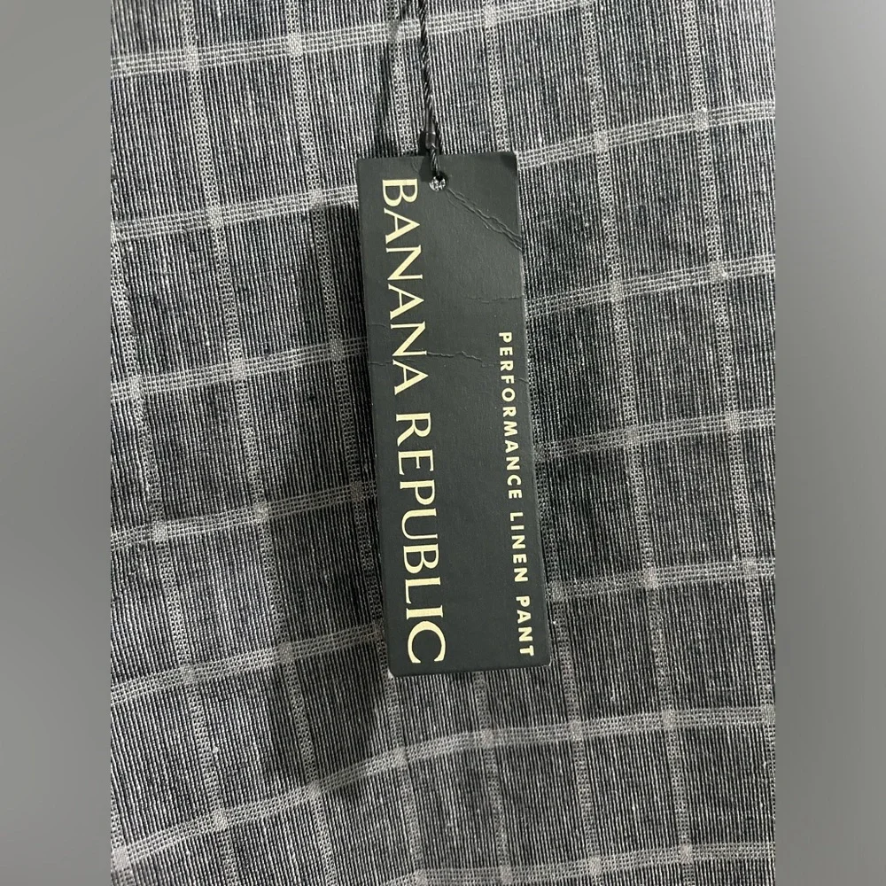 Banana Republic Performance Linen Dress Pants, size 32 X 34, new!